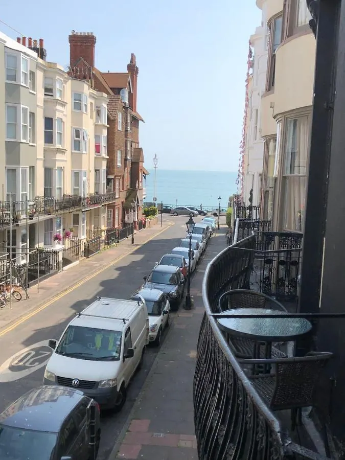 Brighton Surf Guest House